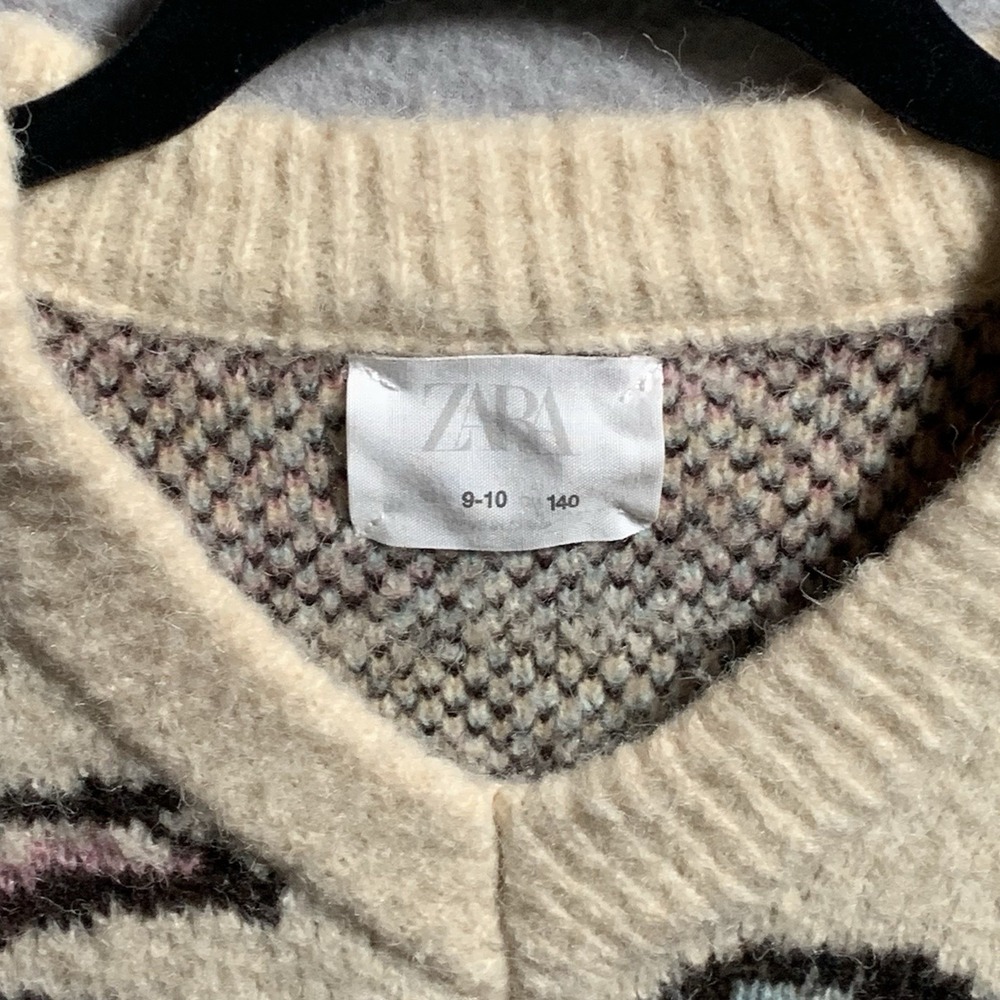 Zara Girls Sweater‎ Vest Size 9/10 Pastel Floral Soft Cozy  Layering Vest - Picture 2 of 8